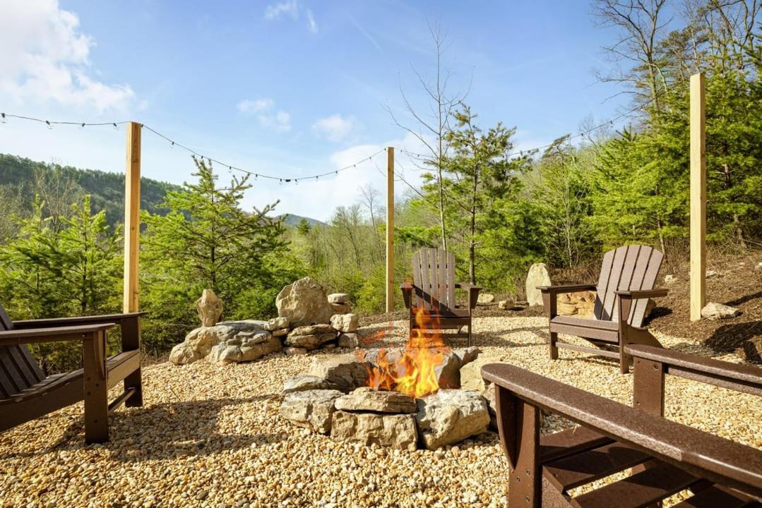 Modern Yurt W River Access, Hot Tub, Wifi & Grill Wardensville Luaran gambar