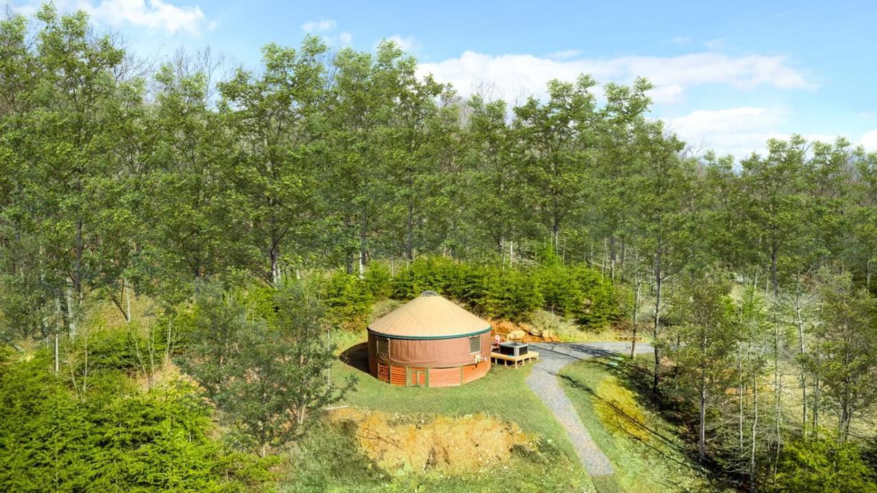 Modern Yurt W River Access, Hot Tub, Wifi & Grill Wardensville Luaran gambar